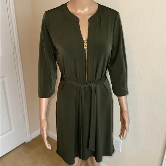 NWT Michael Kors Dark Green Long Sleeve Dress Size M. - Picture 1 of 16